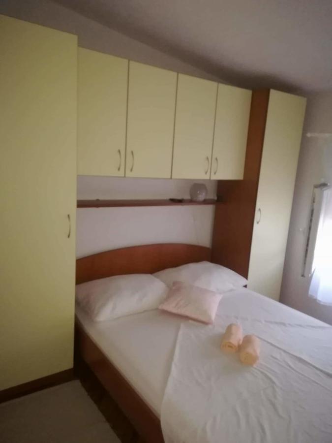 Apartment Krmpotic ヴィル エクステリア 写真